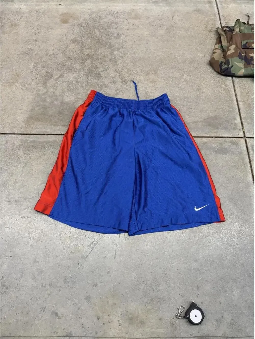 vintage nike blue and red small swoosh basketball gym shorts size medium